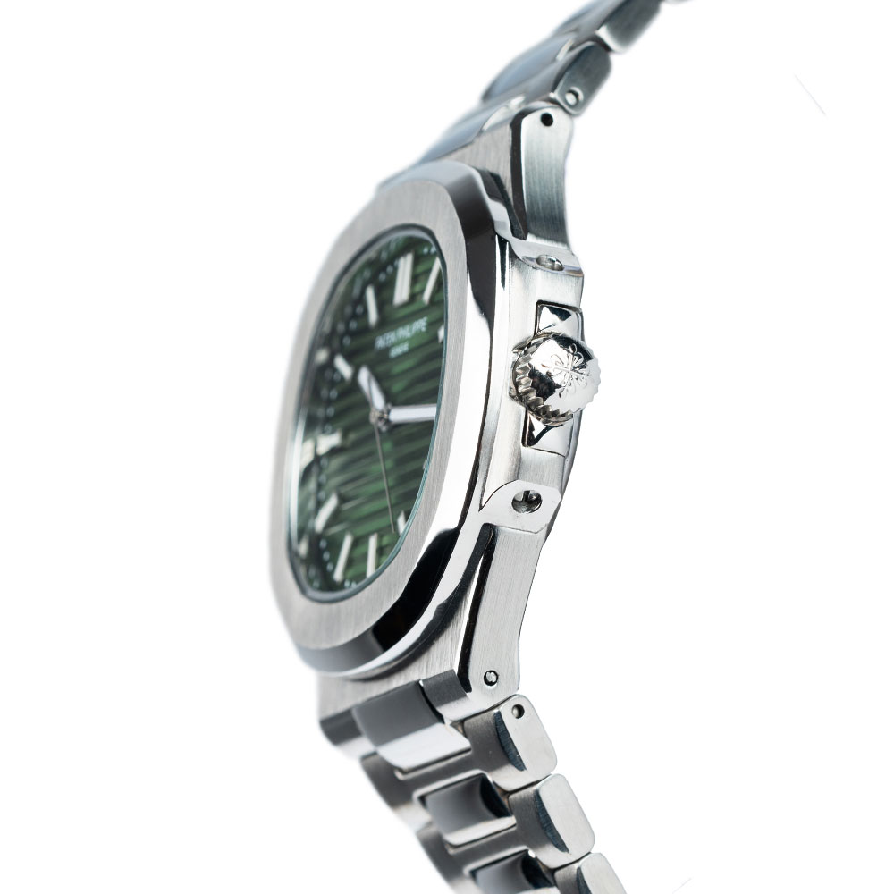 Patek Philippe Nautilus 5711 Replica 40mm Steel Green Dial