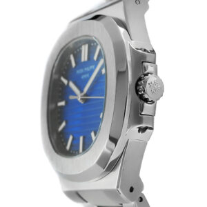 Patek Philippe Nautilus 5811 Replica 40mm Steel Blue Dial